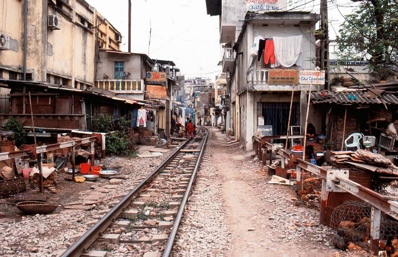 Schienengebundener Nahverkehr Hanoi